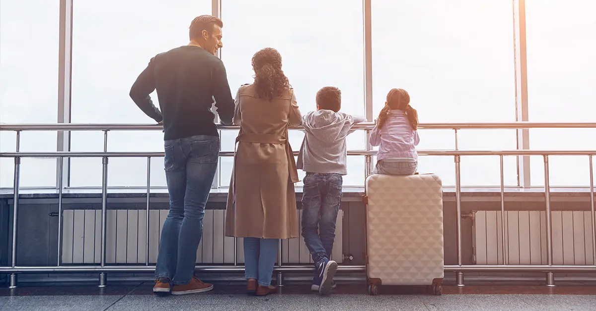 Điều kiện bảo lãnh con cái phụ thuộc đến Canada