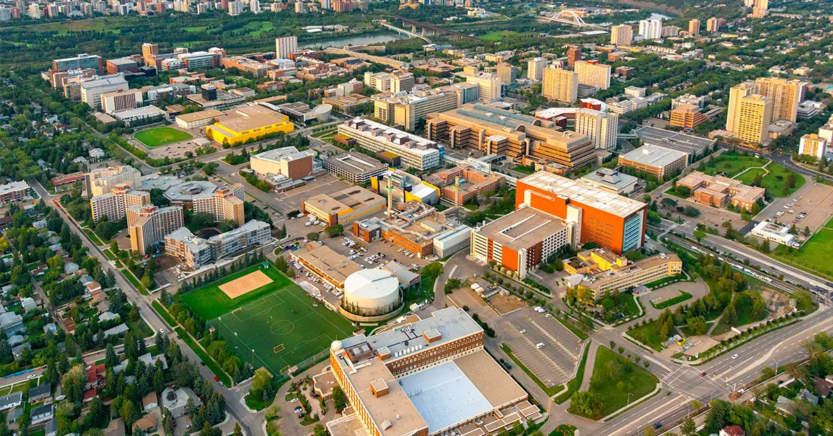 Hình ảnh Đại học Alberta, Canada.