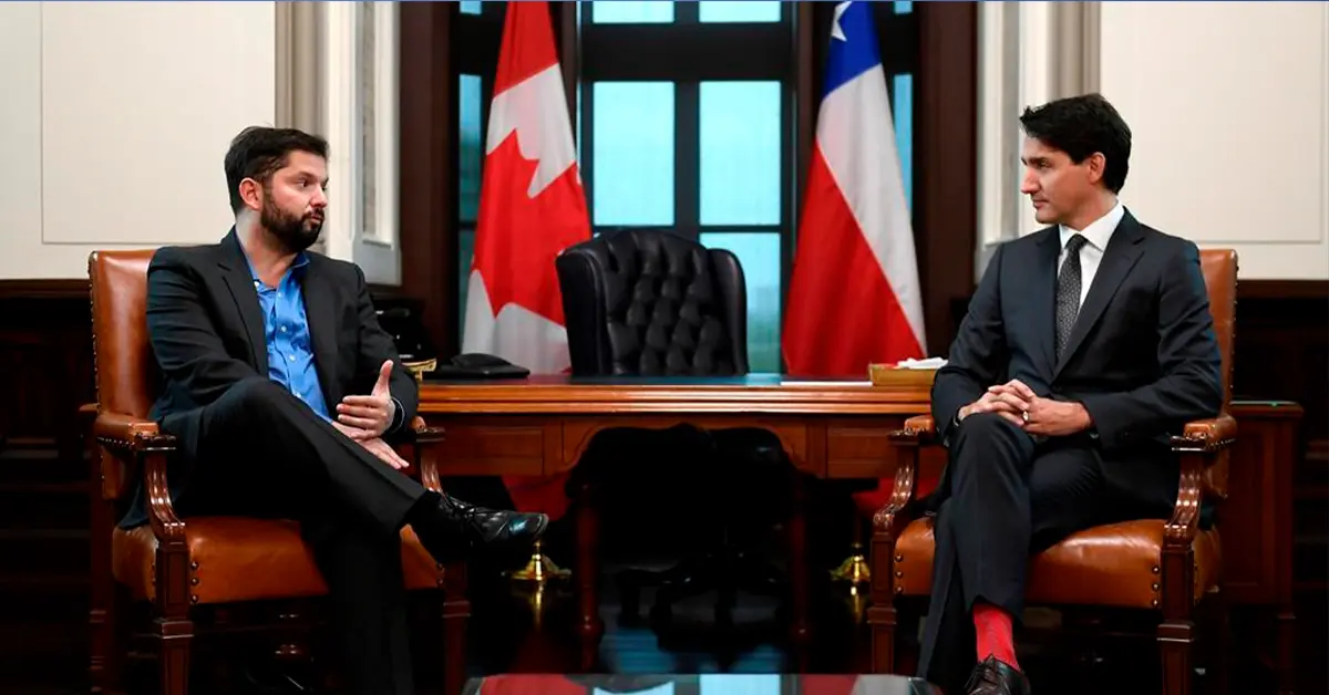 Thủ tướng Justin Trudeau gặp Tổng thống Cộng hòa Chile Gabriel Boric tại văn phòng West Block của ông trên Đồi Quốc hội ở Ottawa, vào thứ Hai, ngày 6 tháng 6 năm 2022. Một bước thúc đẩy mối quan hệ trước những định CCFTA đã ký kết trước đó.