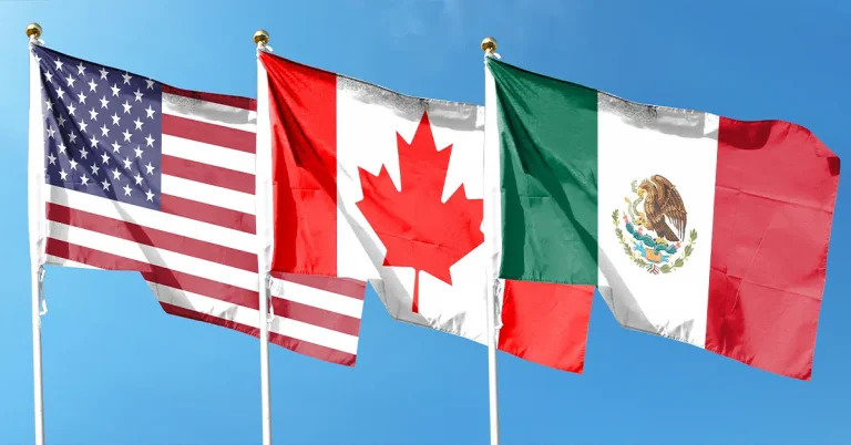 Theo Hiệp định Canada - Hoa Kỳ - Mexico (CUSMA), công dân Hoa Kỳ và Mexico đủ điều kiện có thể xin giấy phép làm việc tại Canada
