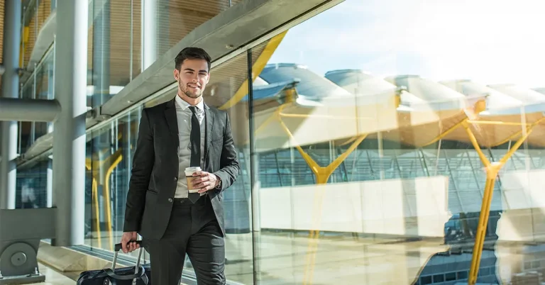 Trong nhiều trường hợp, người có công việc đến Canada chỉ cần visa công tác tại Canada mà không cần giấy phép làm việc Canada.