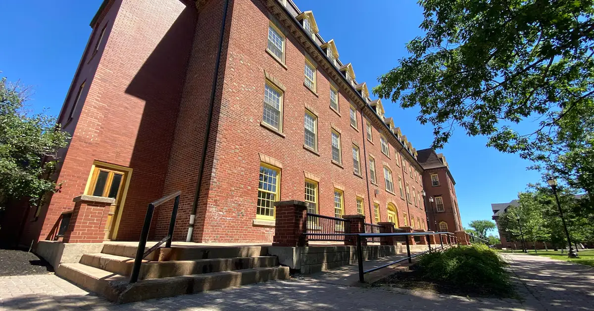 Đại học Prince Edward Island