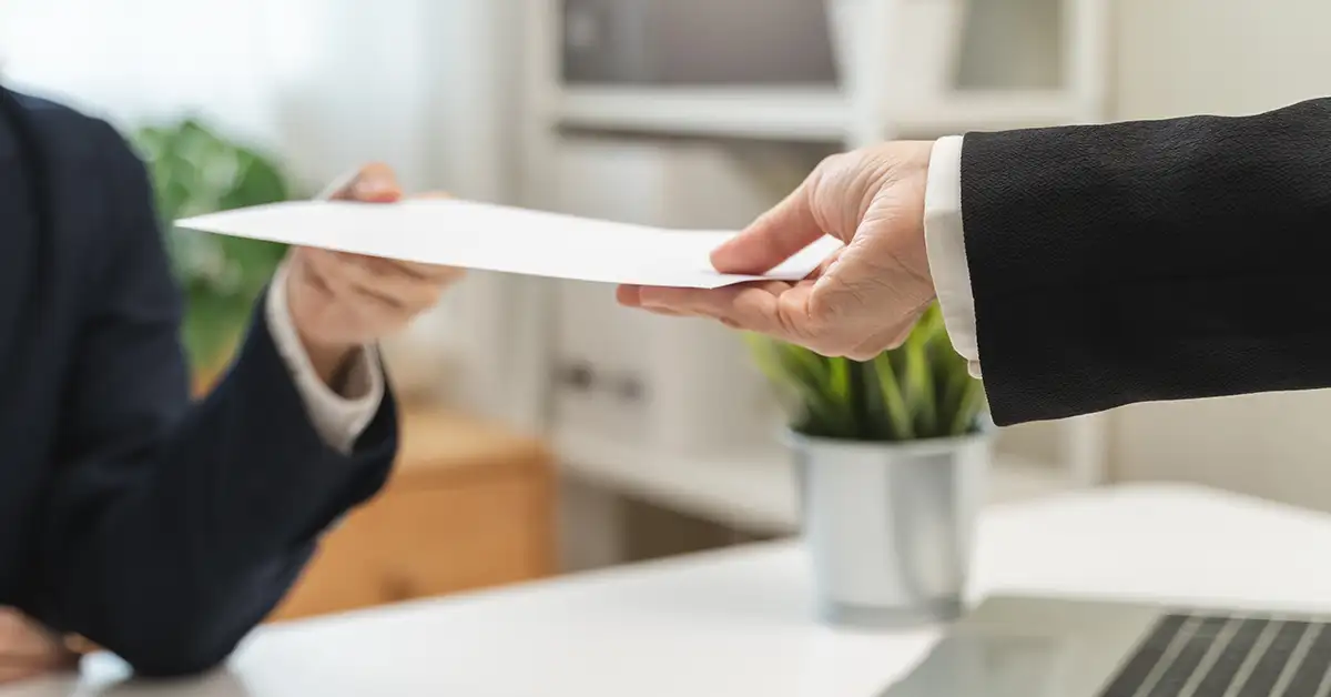 Ứng viên phải đáp ứng yêu cầu về lời mời làm việc