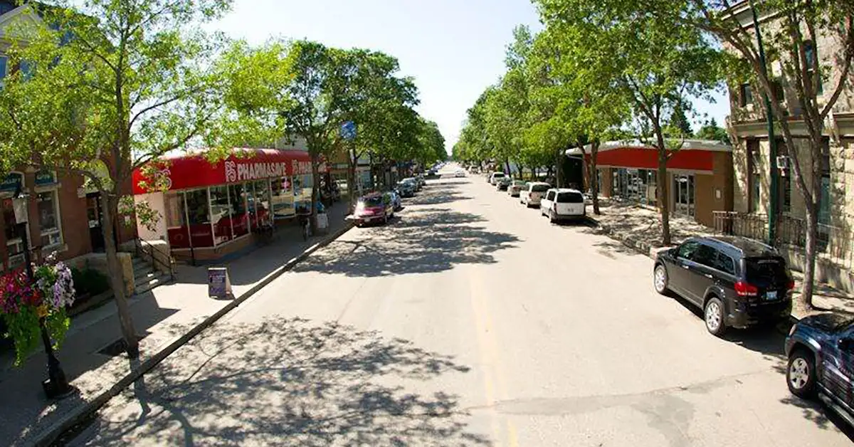 Morden, Manitoba là một thị trấn cách Winnipeg 112 km về phía tây nam. Thị trấn này đang tích cực tìm kiếm người nhập cư mới trong các nghề cụ thể đáp ứng nhu cầu thị trường lao động của thị trấn.