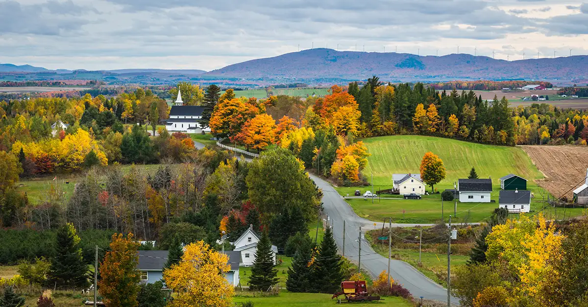 New Brunswick là 1 trong 4 tỉnh bang Đại Tây Dương tham gia, hợp tác với Chính phủ Canada để tuyển dụng lao động nước ngoài nhằm đáp ứng tình trạng thiếu hụt thị trường lao động ở Đại Tây Dương Canada.