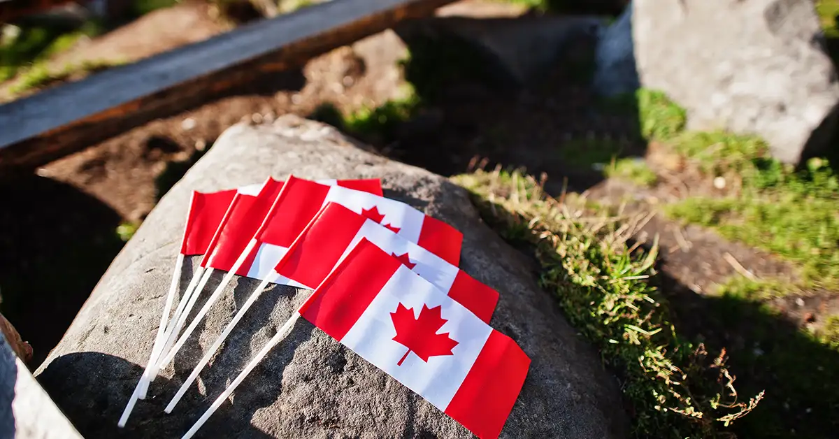 Canada cung cấp nhiều chương trình nhập cư để trở thành thường trú nhân, phù hợp với các đối tượng khác nhau, từ lao động lành nghề, sinh viên quốc tế đến người tị nạn.