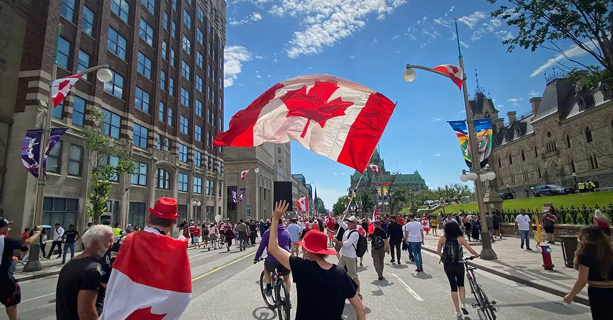 Thường trú nhân Canada (Canada Permanent Residence) là từ ngữ mô tả người được cư trú hợp pháp và lâu dài tại Canada.