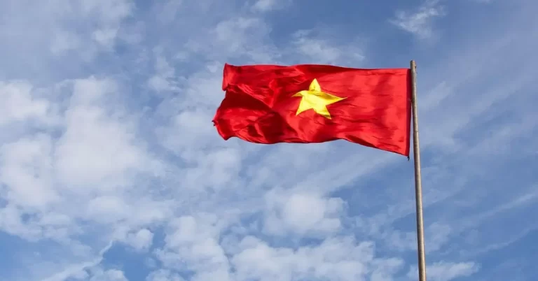 Hộ chiếu Việt Nam nâng hạng trên bảng xếp hạng toàn cầu năm 2025