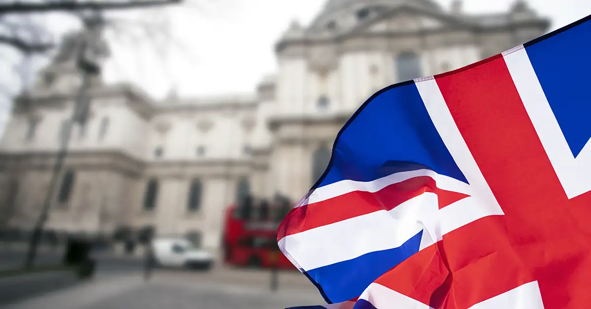 Quốc tịch Anh thông qua nhận nuôi và mang thai hộ Những điều cần biết