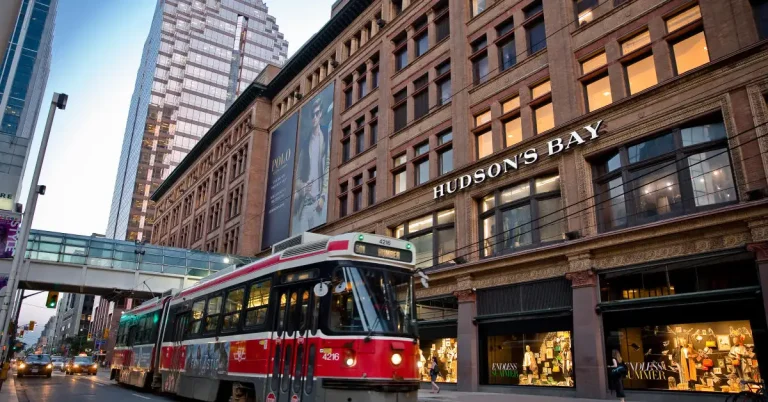 OINP Express Entry dòng lao động phổ thông tạm dừng và trả lại hồ sơ