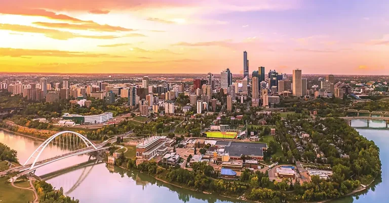 Alberta lập kỷ lục mới về nhà ở khi xây dựng tăng mạnh trên toàn tỉnh bang