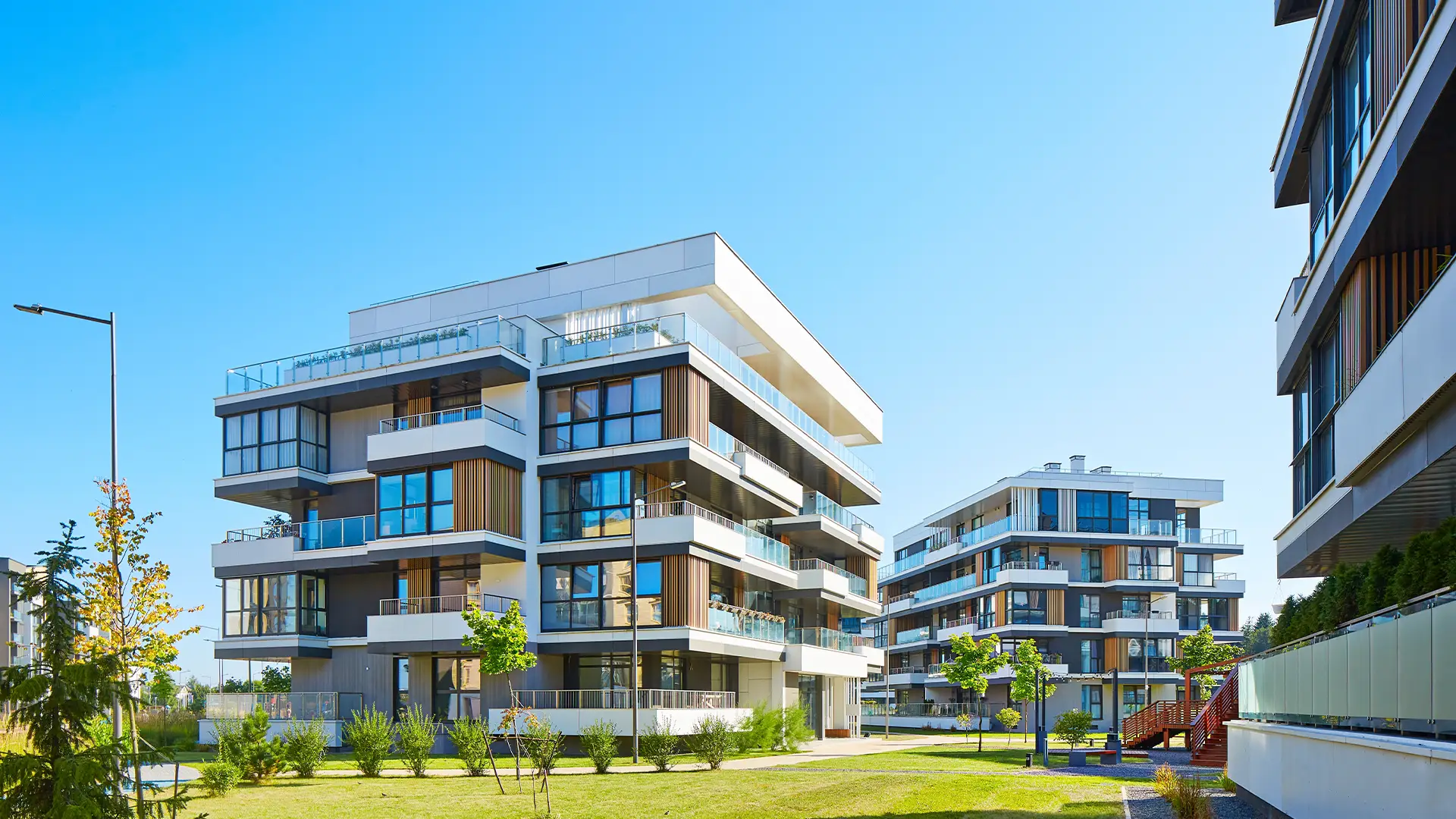 International real estate — Prosperous Living Investment