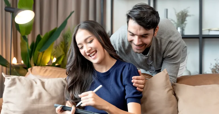 Canada mở rộng quyền tiếp cận giấy phép làm việc mở đặc biệt