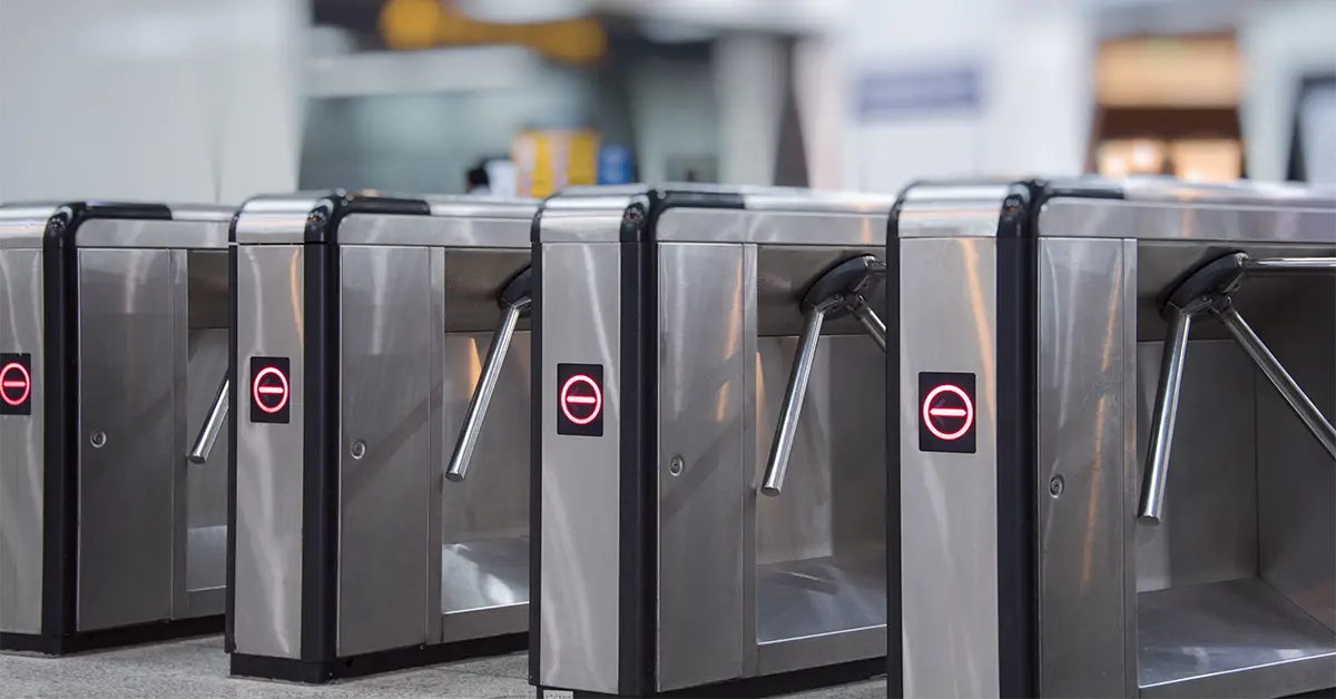 Hệ thống EES phát hiện hơn 4.000 trường hợp lưu trú quá hạn