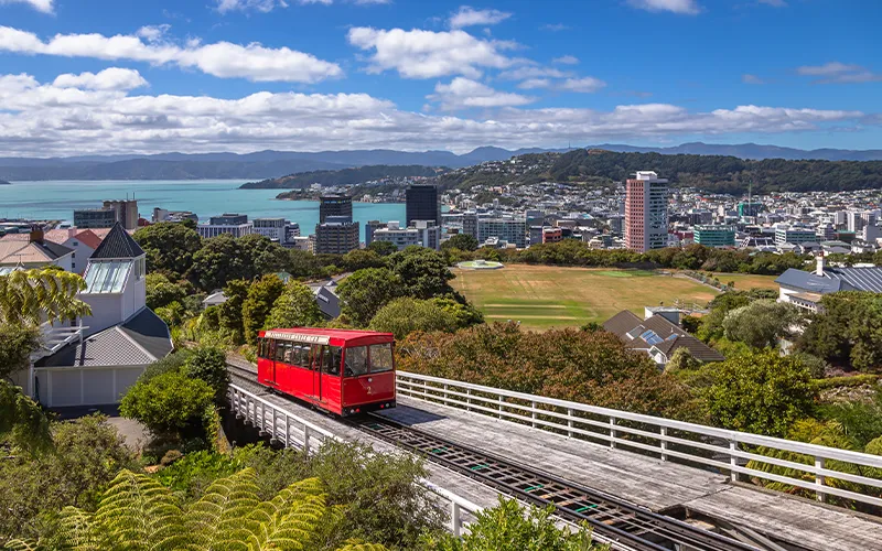 Giảm yêu cầu cư trú