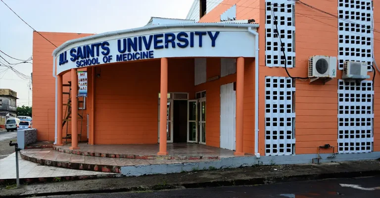 Giáo dục Dominica