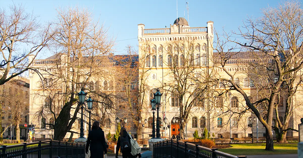 Giáo dục Latvia