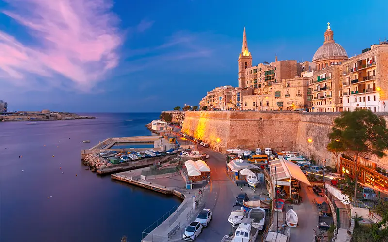 Mua bất động sản