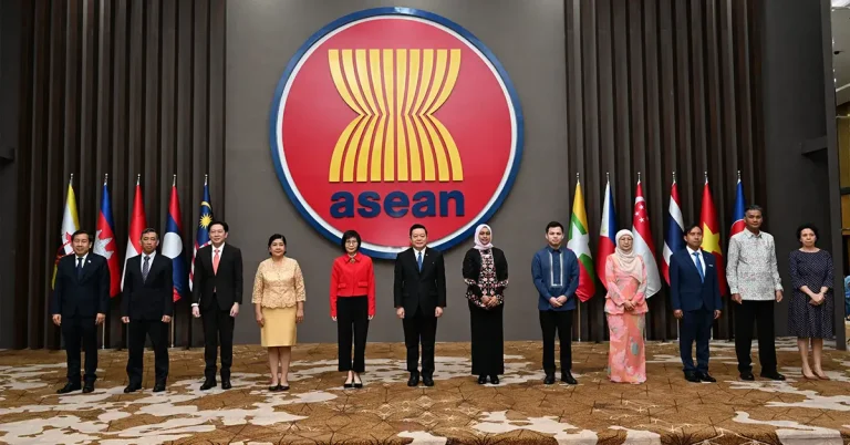 Quan hệ quốc tế Singapore