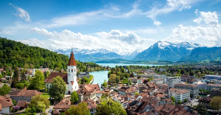 U.S. News công bố bảng xếp hạng Best Countries 2026 Thụy Sĩ dẫn đầu, châu Âu chiếm 18 trong top 25