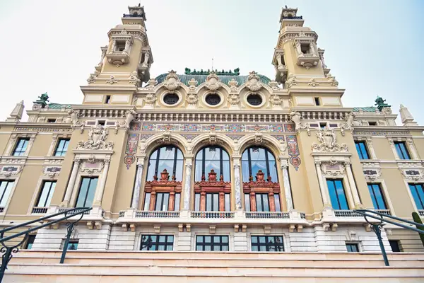 Khu Monte Carlo đẳng cấp — trung tâm tài chính Monaco
