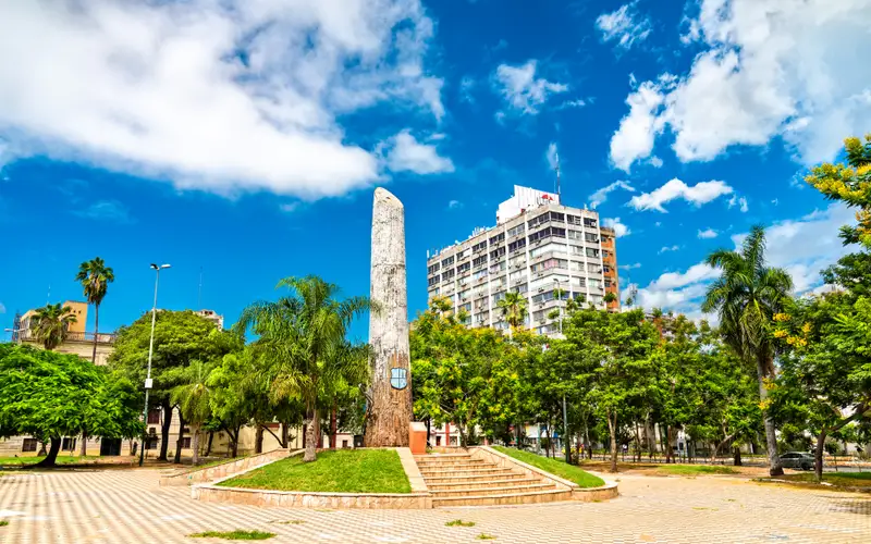 Tượng đài Madre de Ciudades, Plaza de Armas, Asunción