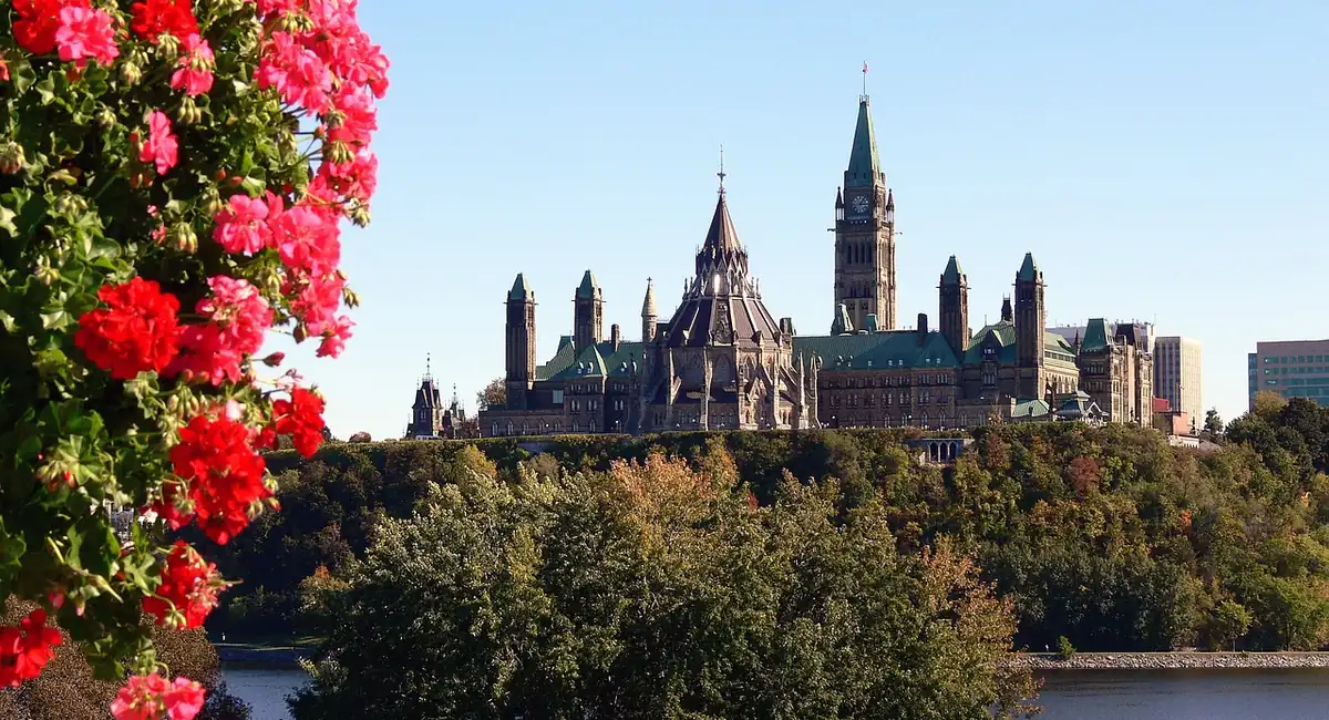 Canada đình chỉ giấy chứng nhận quốc tịch theo huyết thống cấp theo Bill C-3