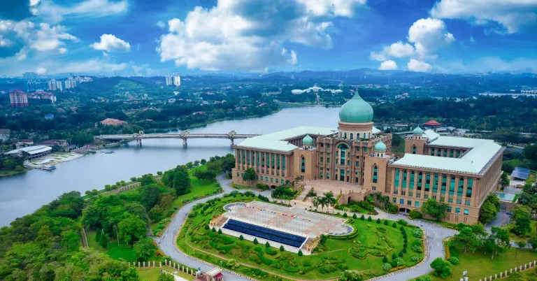 Chính trị Malaysia