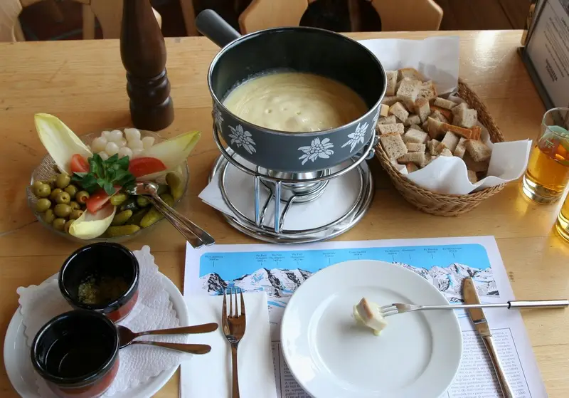 Món fondue phô mai
