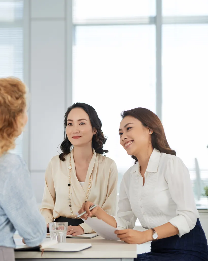 A Prosperous Living Investment adviser with a client